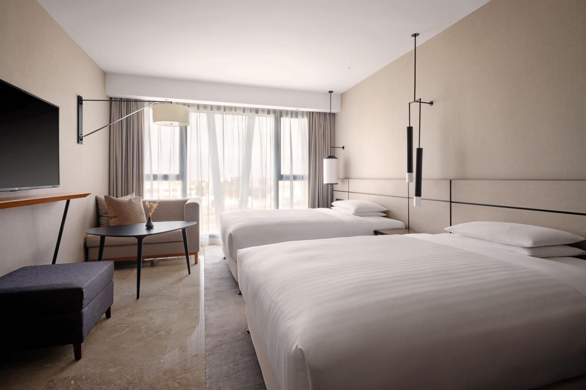 Tunis Marriott Hotel Exterior foto